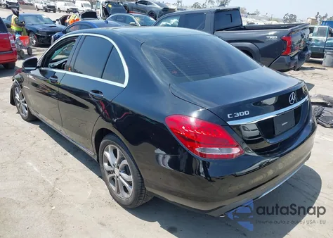 2017 Mercedes-Benz C 300 from USA, damaged, VIN 55SWF4JB7HU202006